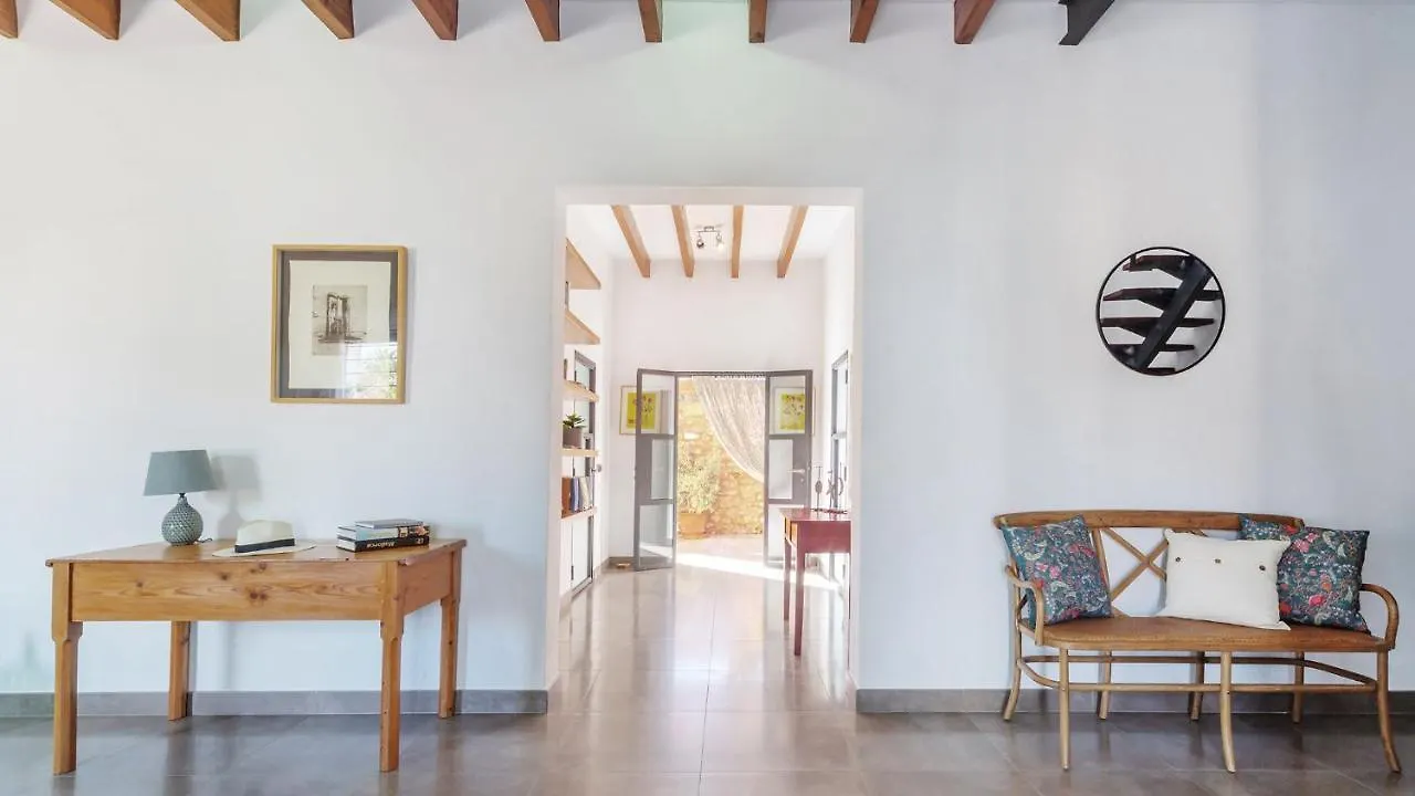 Pool House Marineta Villa Llombarts Spain
