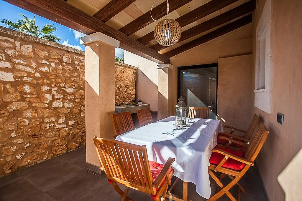 Pool House Marineta Villa Llombarts